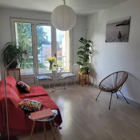 T2 Dans Quartier Calme Apartament Voiron
