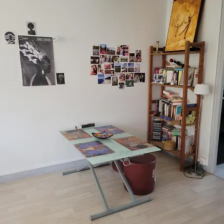 Apartment T2 Dans Quartier Calme